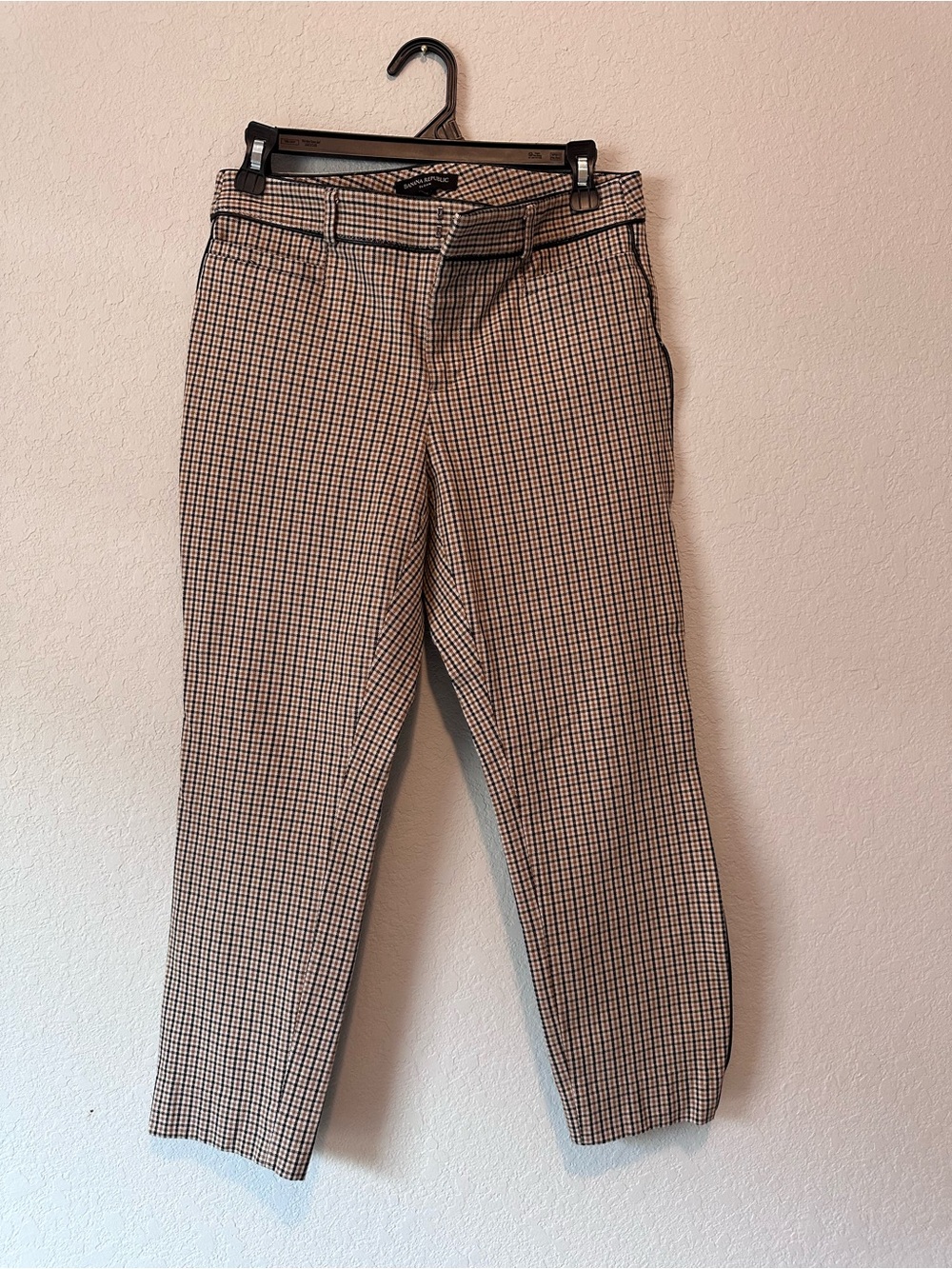 Banana Republic Women's Straight Leg Checked Pants - Black & White brown